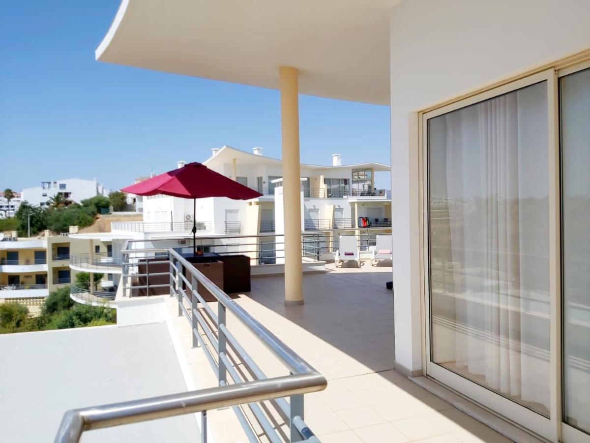 Sea View Penthouse In Albufeira Apartment Ngoại thất bức ảnh