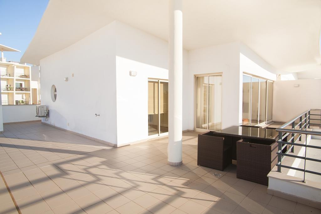 Sea View Penthouse In Albufeira Apartment Phòng bức ảnh